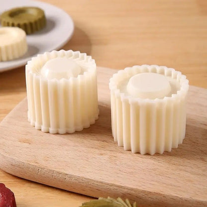 Easy-Press Pastry & Cookie Mold – Beautiful Homemade Treats Made Simple