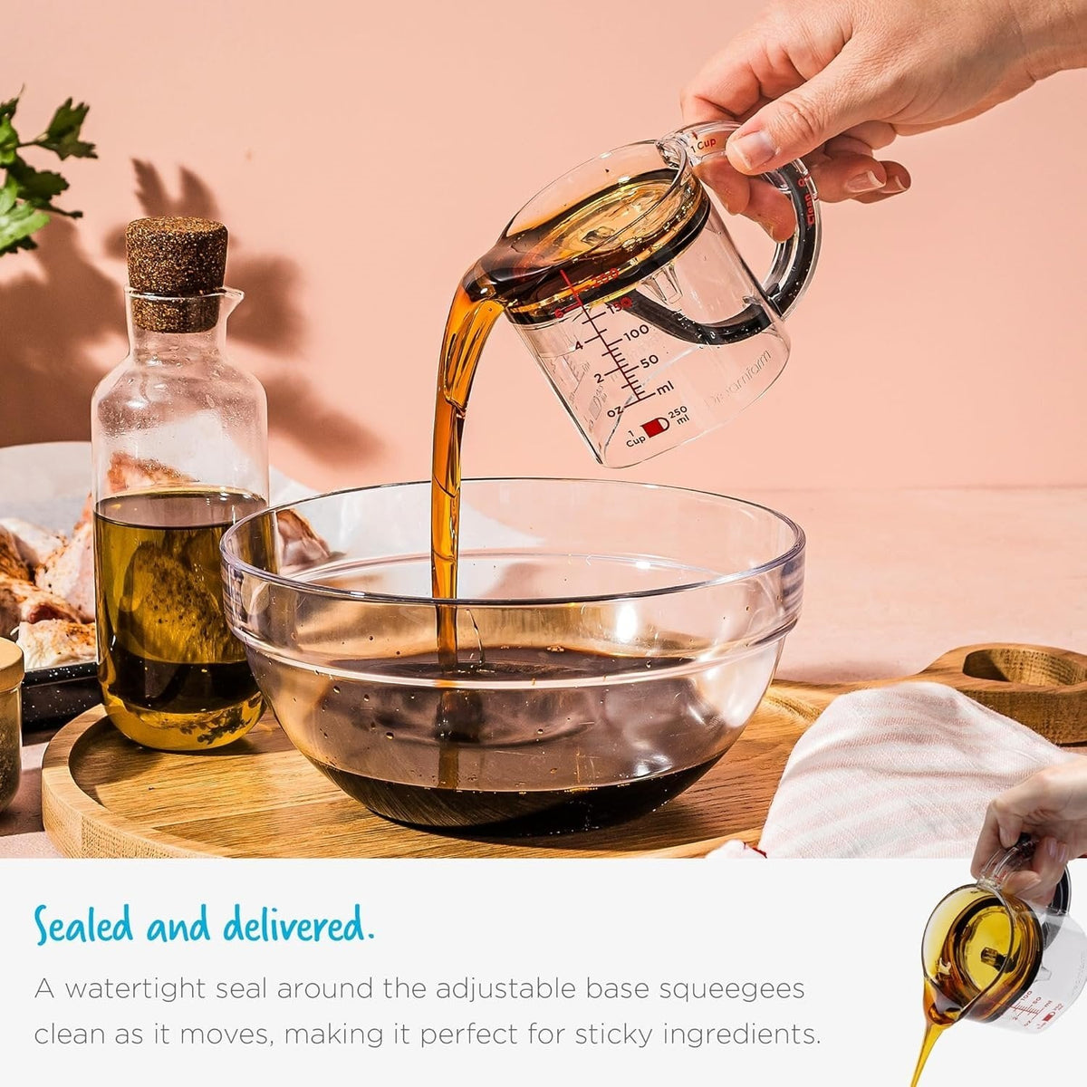 4-in-1 Adjustable Measuring Cup